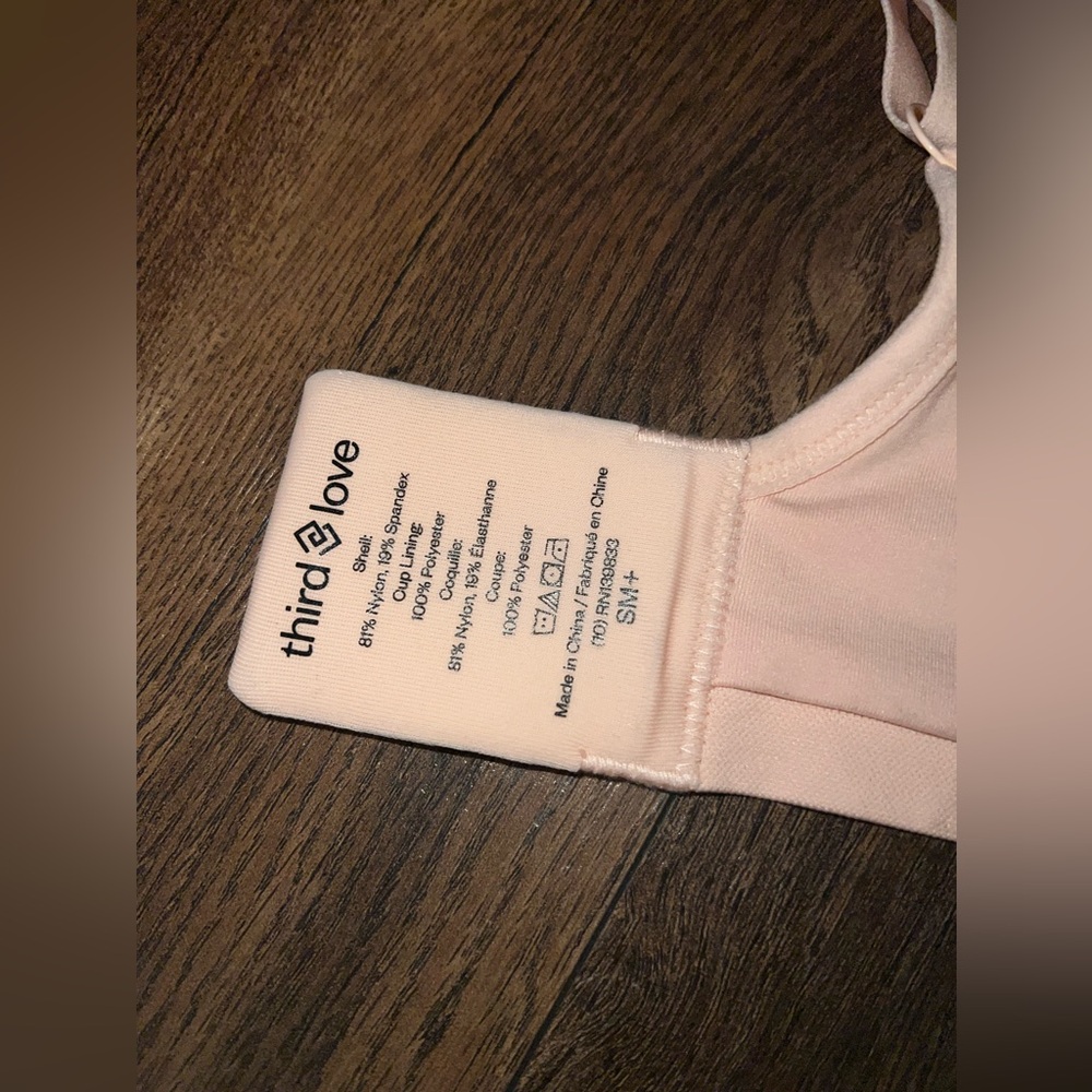 NWT THIRD LOVE SIZE SM+ WIRELESS PLUNGE BRA IN EVENING SAND. - Picture 7 of 8